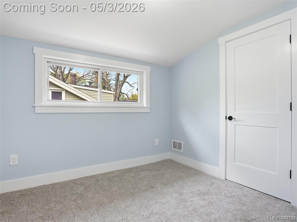 39 Woodward Heights Pleasant Ridge, MI 48069 - Photo 17 of 25 Gallery Image 17