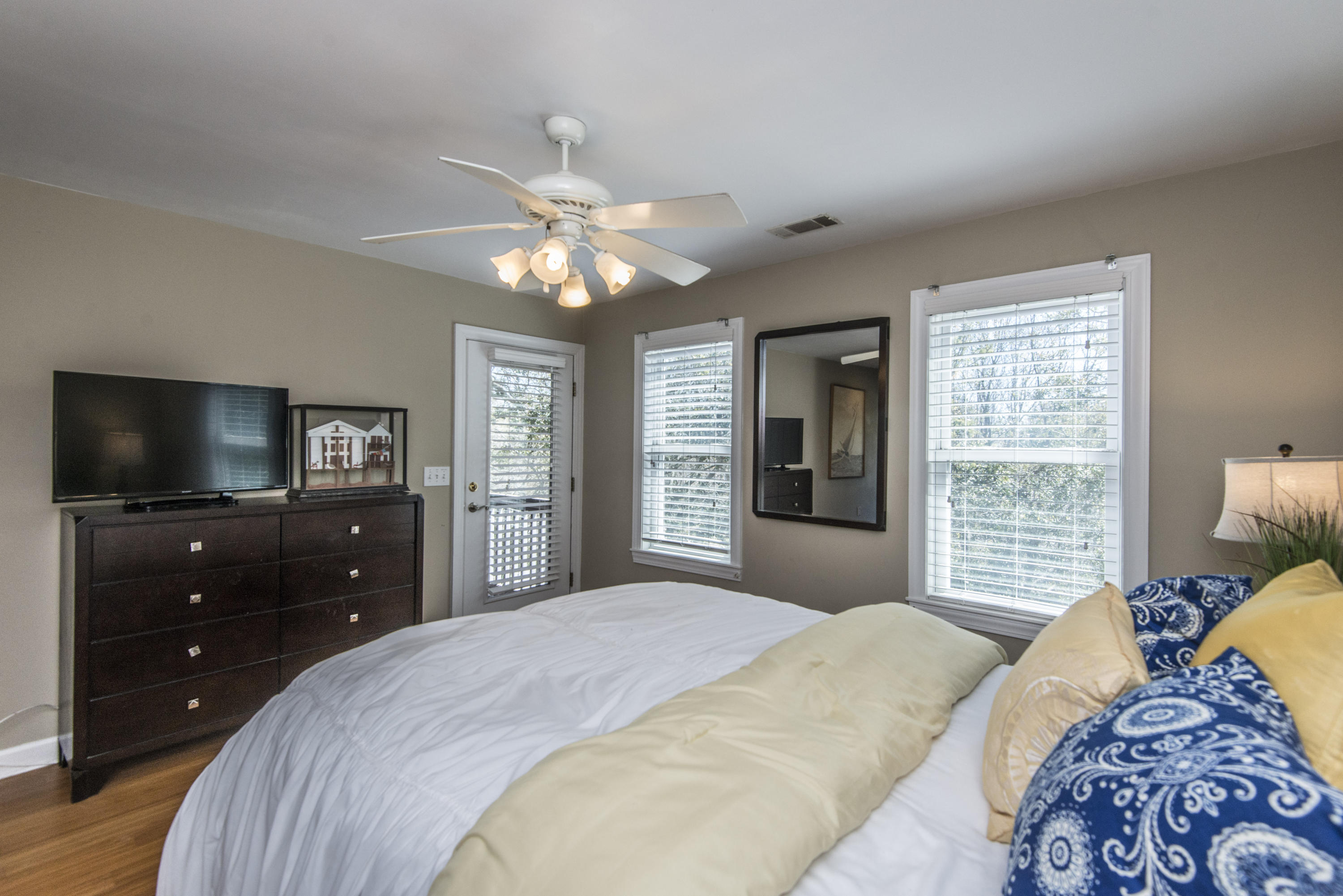 404 West Cooper Avenue Folly Beach, SC 29439 - Photo 23 of 38 _DSC7626