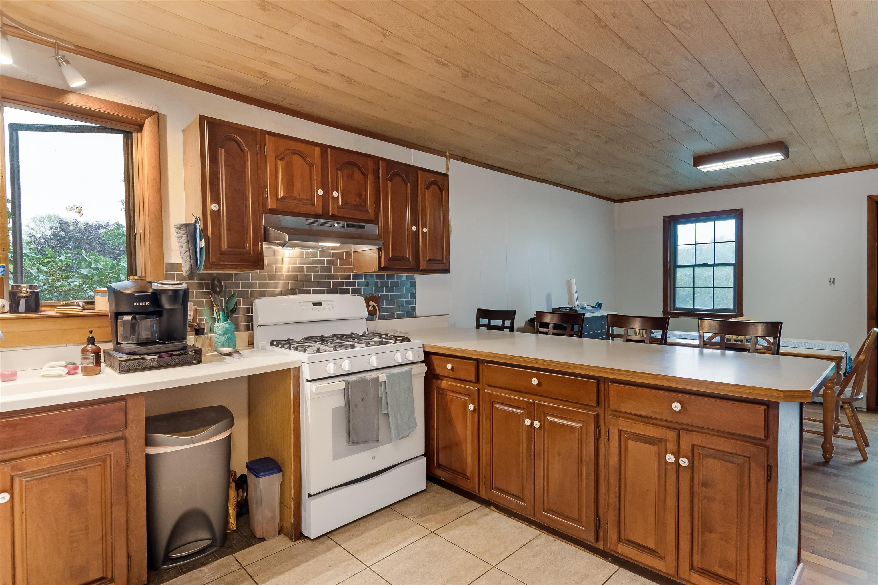 1556 Alburg Springs Road Alburgh, VT 05440 - Photo 8 of 17 Gallery Image 8