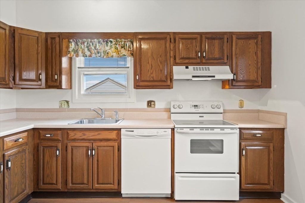 1 Fillmore Road, Unit D Salem, MA 01970 - Photo 3 of 24