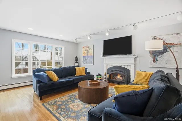 $1,350,000 | 15 Beech Hill Road, Scarsdale, NY 10583