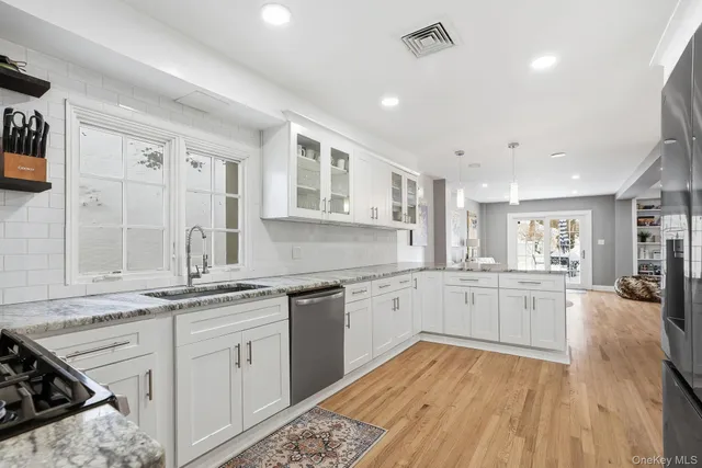 $1,350,000 | 15 Beech Hill Road, Scarsdale, NY 10583