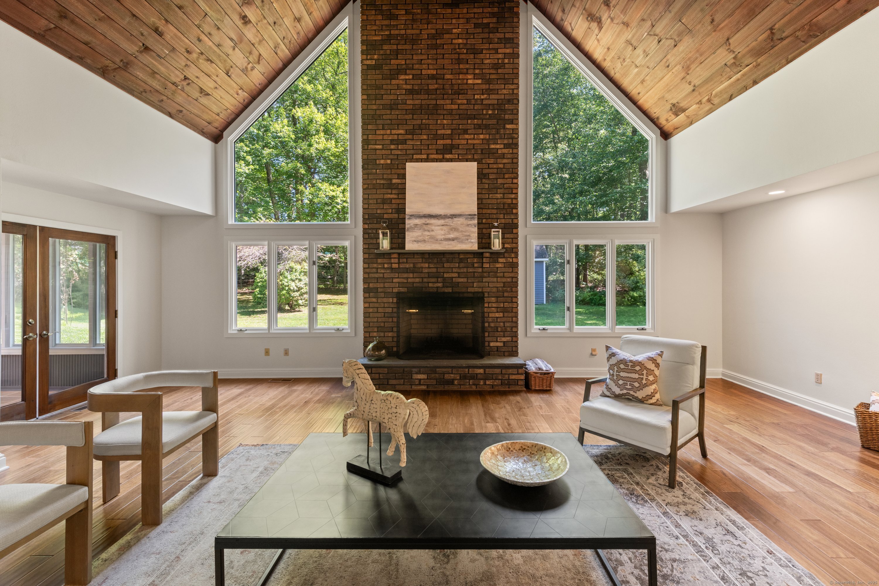 212 Fence Row Drive Fairfield, CT 06824 - Photo 21 of 36