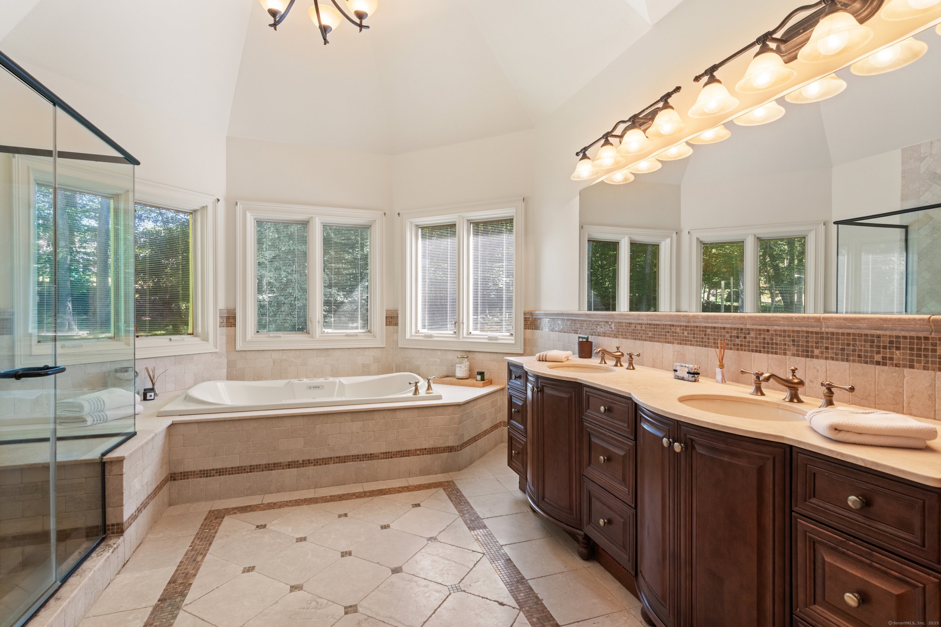 212 Fence Row Drive Fairfield, CT 06824 - Photo 27 of 36