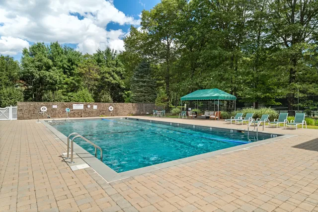 a view of a tennis court