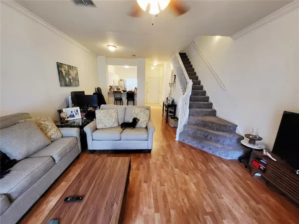 a view of entryway and hall