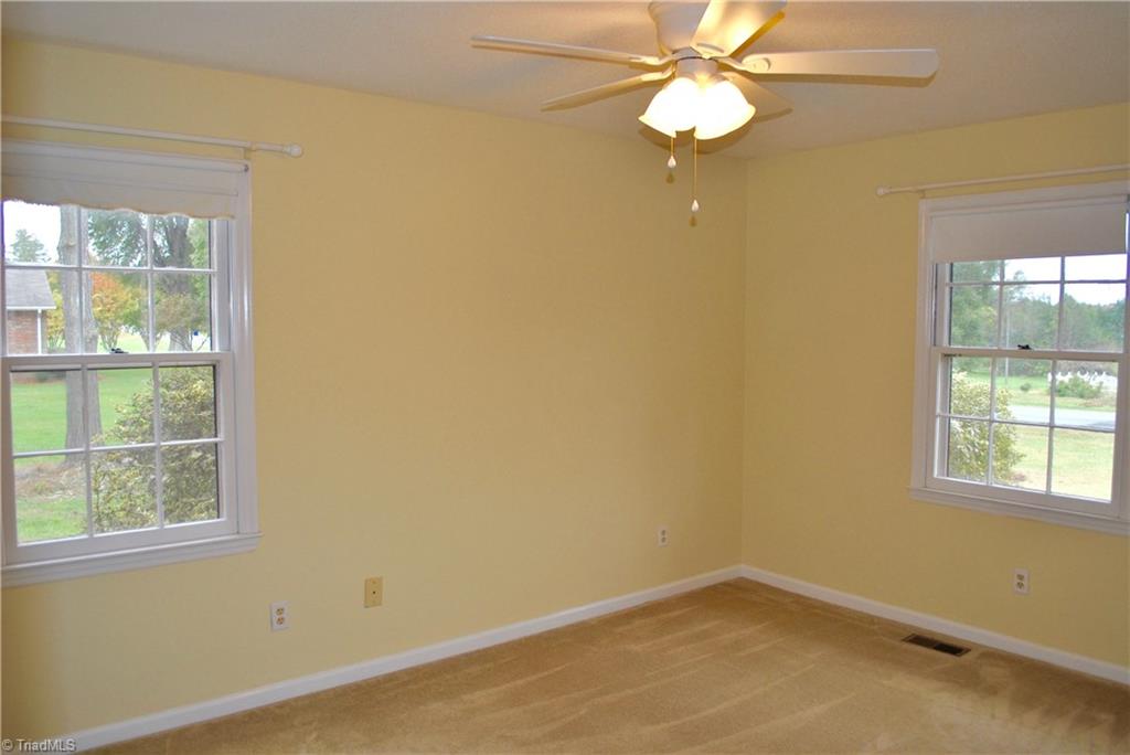907 Isley Road Haw River, NC 27258 - Photo 12 of 25 Gallery Image 12