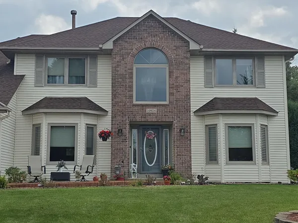 $579,900 | 10924 Andover Court, Inver Grove Heights, MN 55077