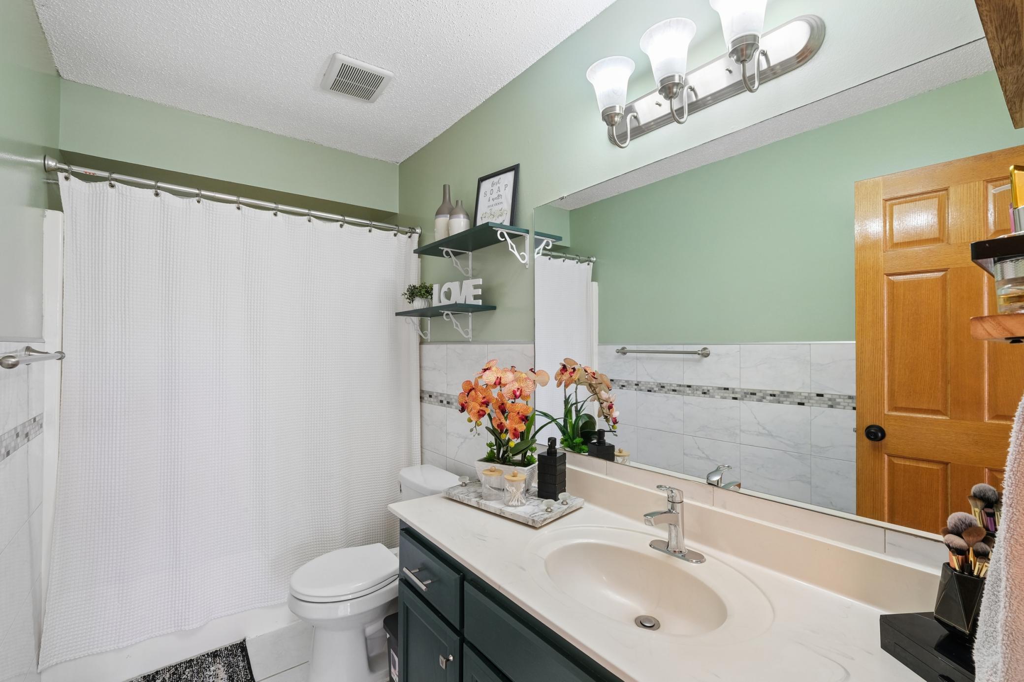 10924 Andover Court Inver Grove Heights, MN 55077 - Photo 20 of 38