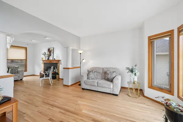 $579,900 | 10924 Andover Court, Inver Grove Heights, MN 55077