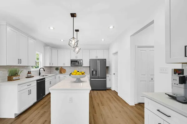 $549,900 | 712 Verdano Terrace, Crown Point, IN 46307