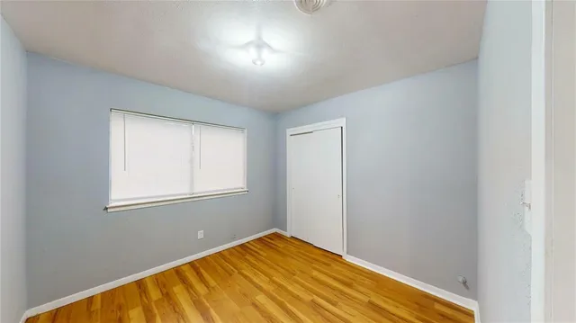 a view of empty room with window