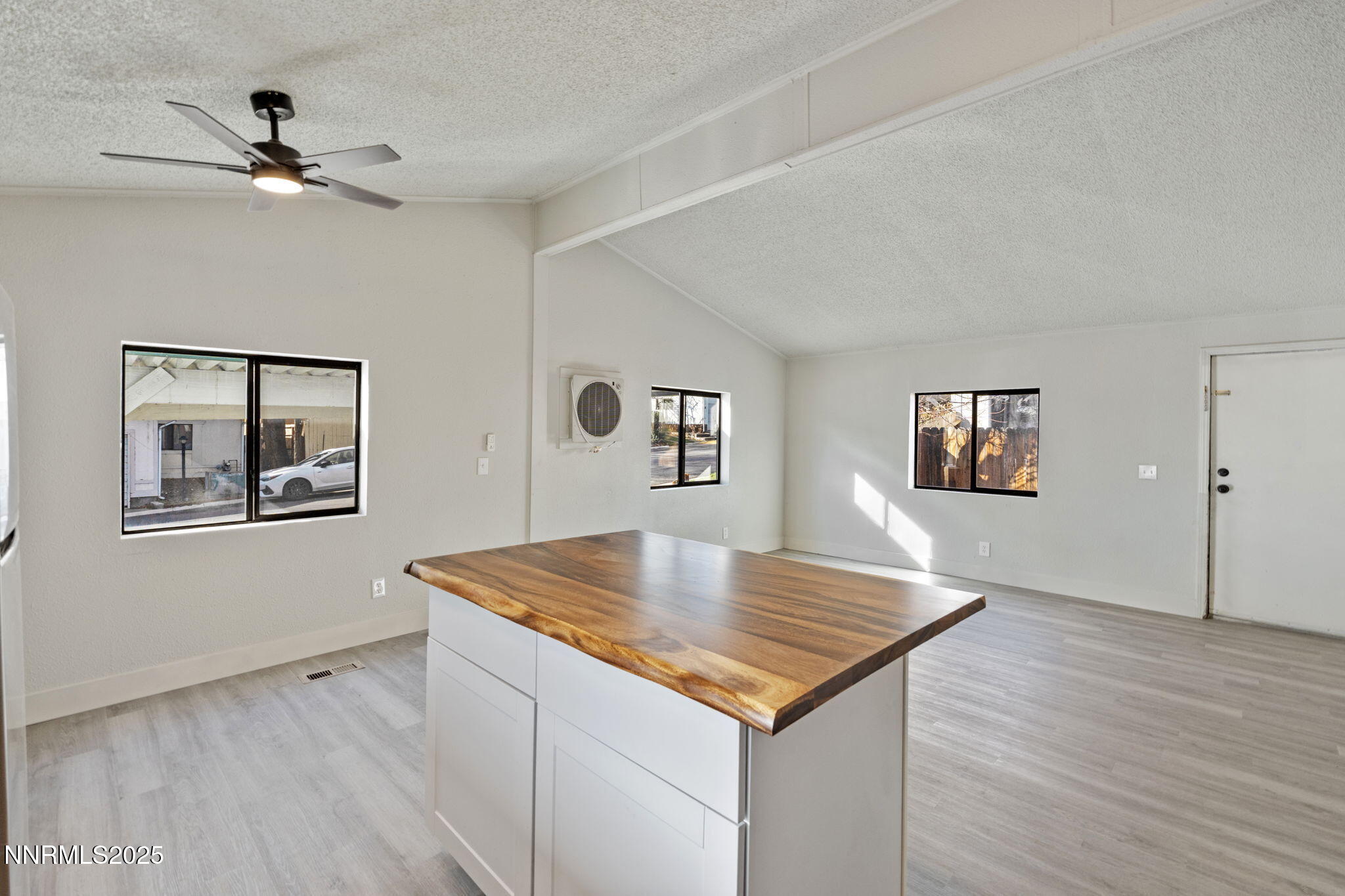 2720 Dahlia Way Reno, NV 89512 - Photo 11 of 32 11-web-or-mls-DSC04596