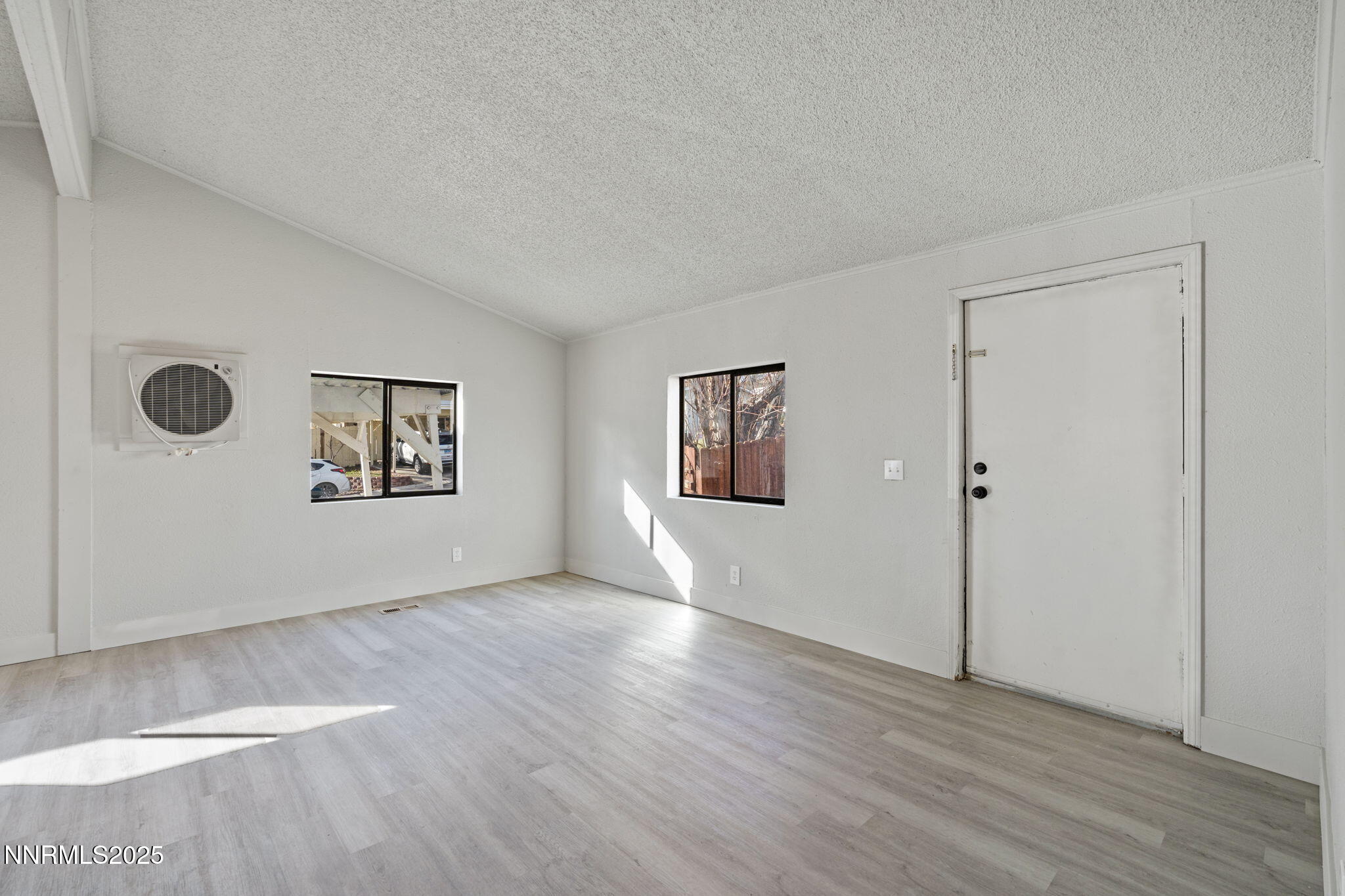 2720 Dahlia Way Reno, NV 89512 - Photo 14 of 32 14-web-or-mls-DSC04626