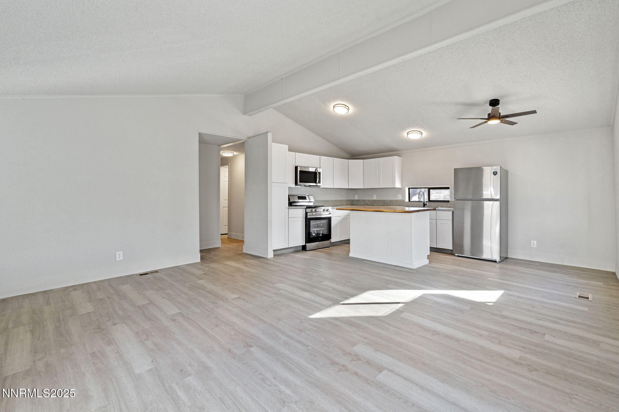 2720 Dahlia Way Reno, NV 89512 - Photo 2 of 32 2-web-or-mls-DSC04616