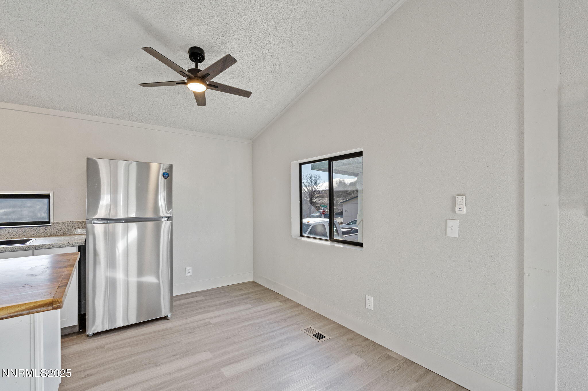 2720 Dahlia Way Reno, NV 89512 - Photo 8 of 32 8-web-or-mls-DSC04611