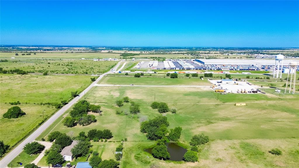 3288 Lois Road East Sanger, TX 76266 - Photo 7 of 12