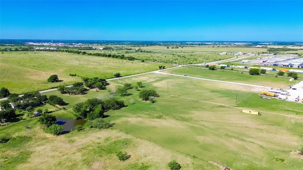 3288 Lois Road East Sanger, TX 76266 - Photo 9 of 12 a view of an ocean and mountain