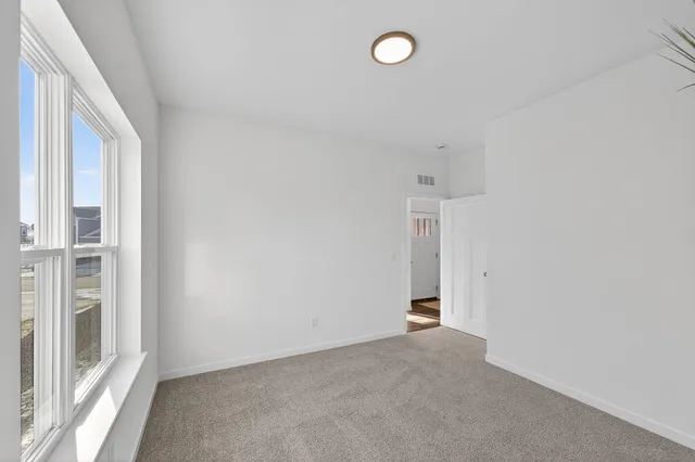 $549,900 | N67-w25396 Vail Lane, Sussex, WI 53089