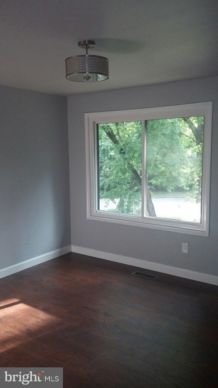 2295 White Cornus Lane Reston, VA 20191 - Photo 18 of 30 Bedroom (Master)