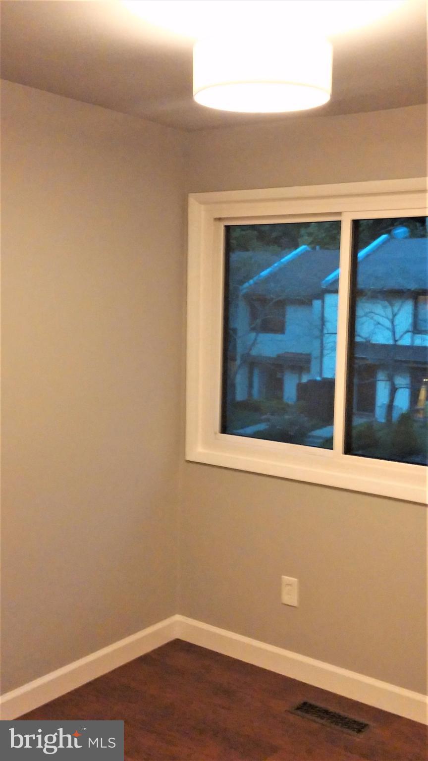 2295 White Cornus Lane Reston, VA 20191 - Photo 26 of 30 3rd Bedroom