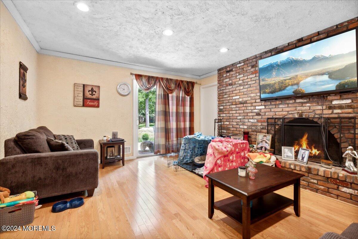 62 Millay Road Morganville, NJ 07751 - Photo 11 of 18 12-62 Millay Rd, Morganville, NJ-12