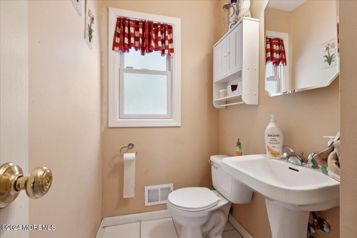 62 Millay Road Morganville, NJ 07751 - Photo 12 of 18 13-62 Millay Rd, Morganville, NJ-13