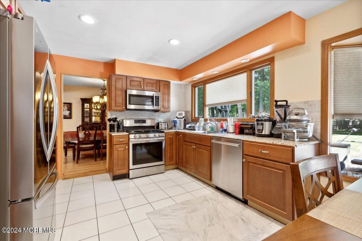 62 Millay Road Morganville, NJ 07751 - Photo 10 of 18 11-62 Millay Rd, Morganville, NJ-11