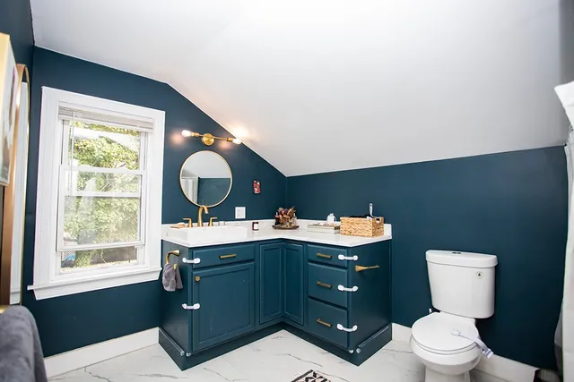 $399,900 | 91 Ivy Street, East Providence, RI 02914