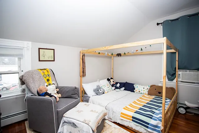 $399,900 | 91 Ivy Street, East Providence, RI 02914