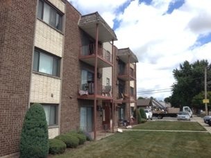5724 West 111th Street, Unit 3D Chicago Ridge, IL 60415 - Photo 1 of 8