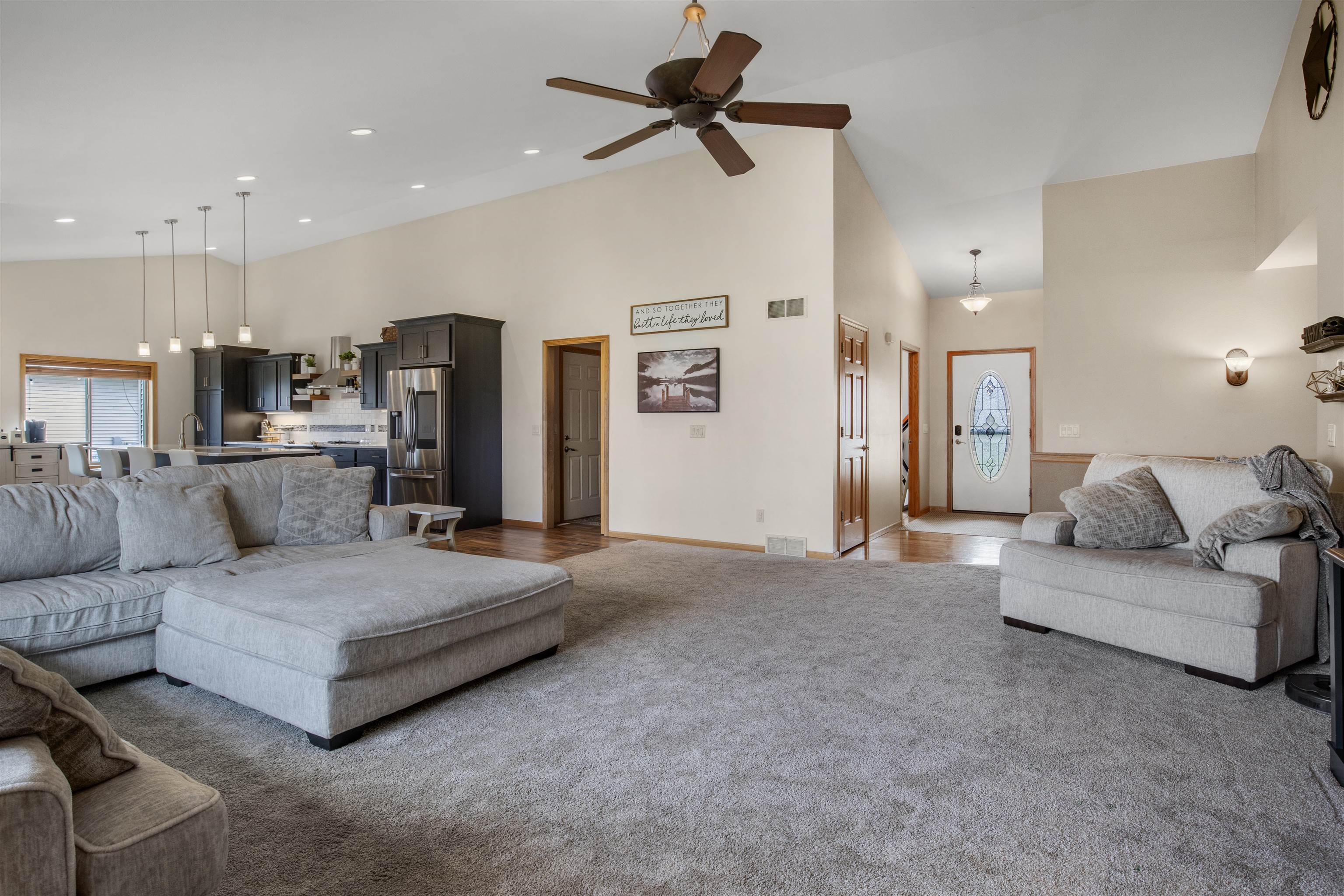 2012 Cherokee Drive Prairie du Sac, WI 53578 - Photo 18 of 54