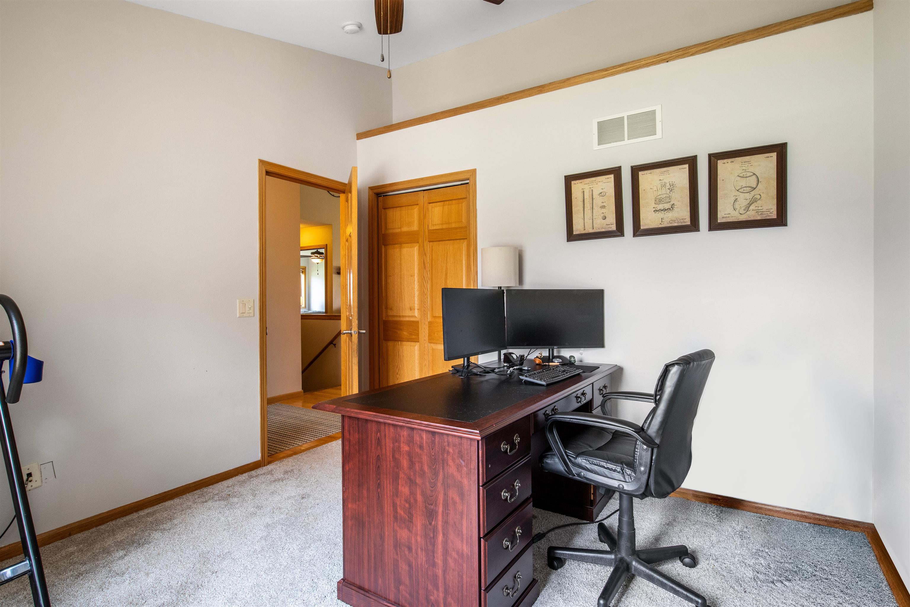 2012 Cherokee Drive Prairie du Sac, WI 53578 - Photo 6 of 54
