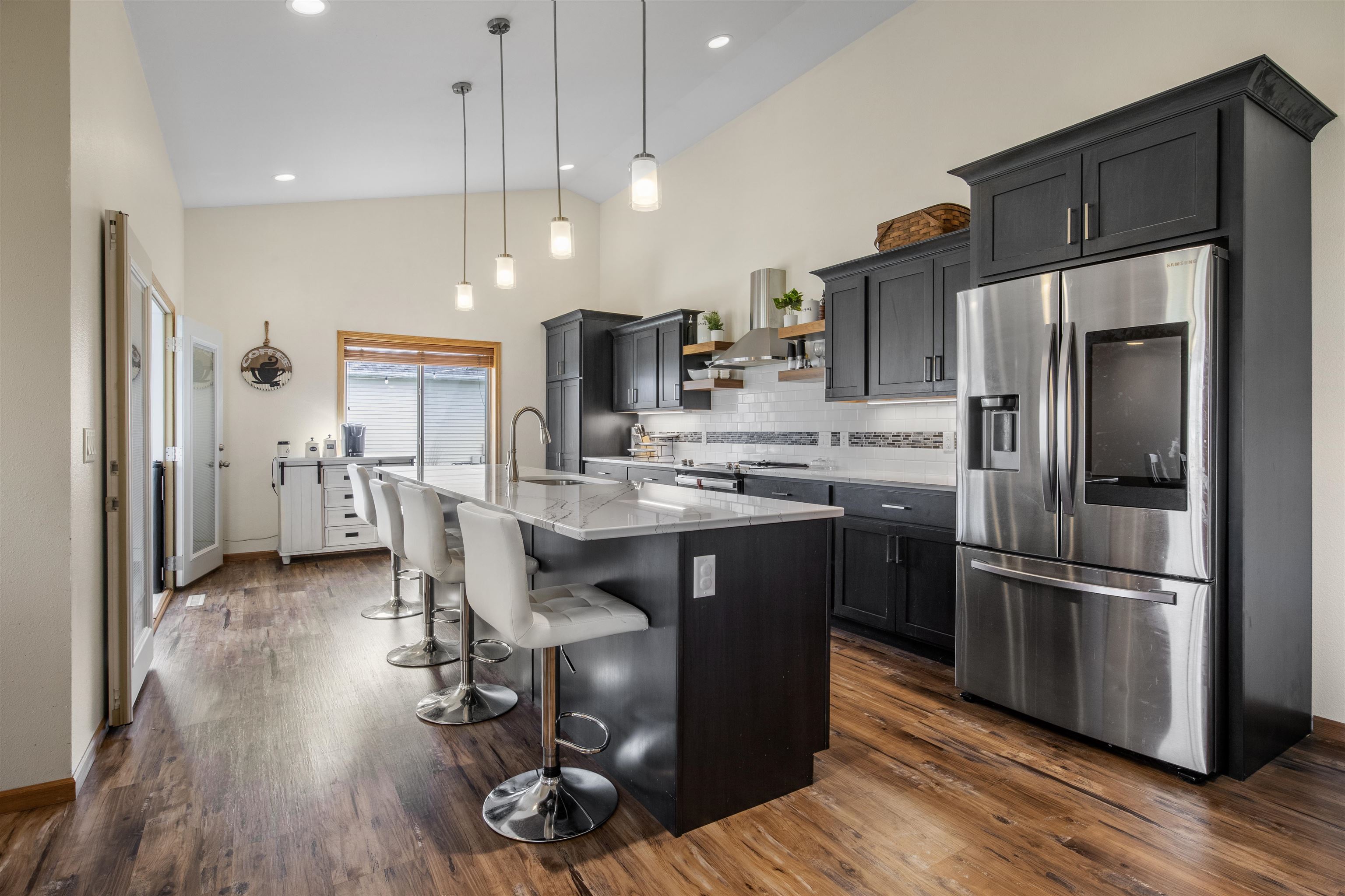 2012 Cherokee Drive Prairie du Sac, WI 53578 - Photo 8 of 54