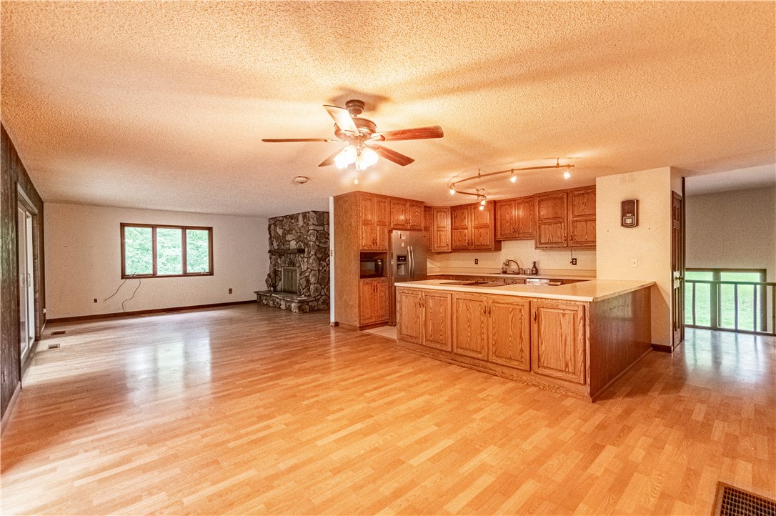 1956 Highlawn Road Decatur, IL 62521 - Photo 7 of 33