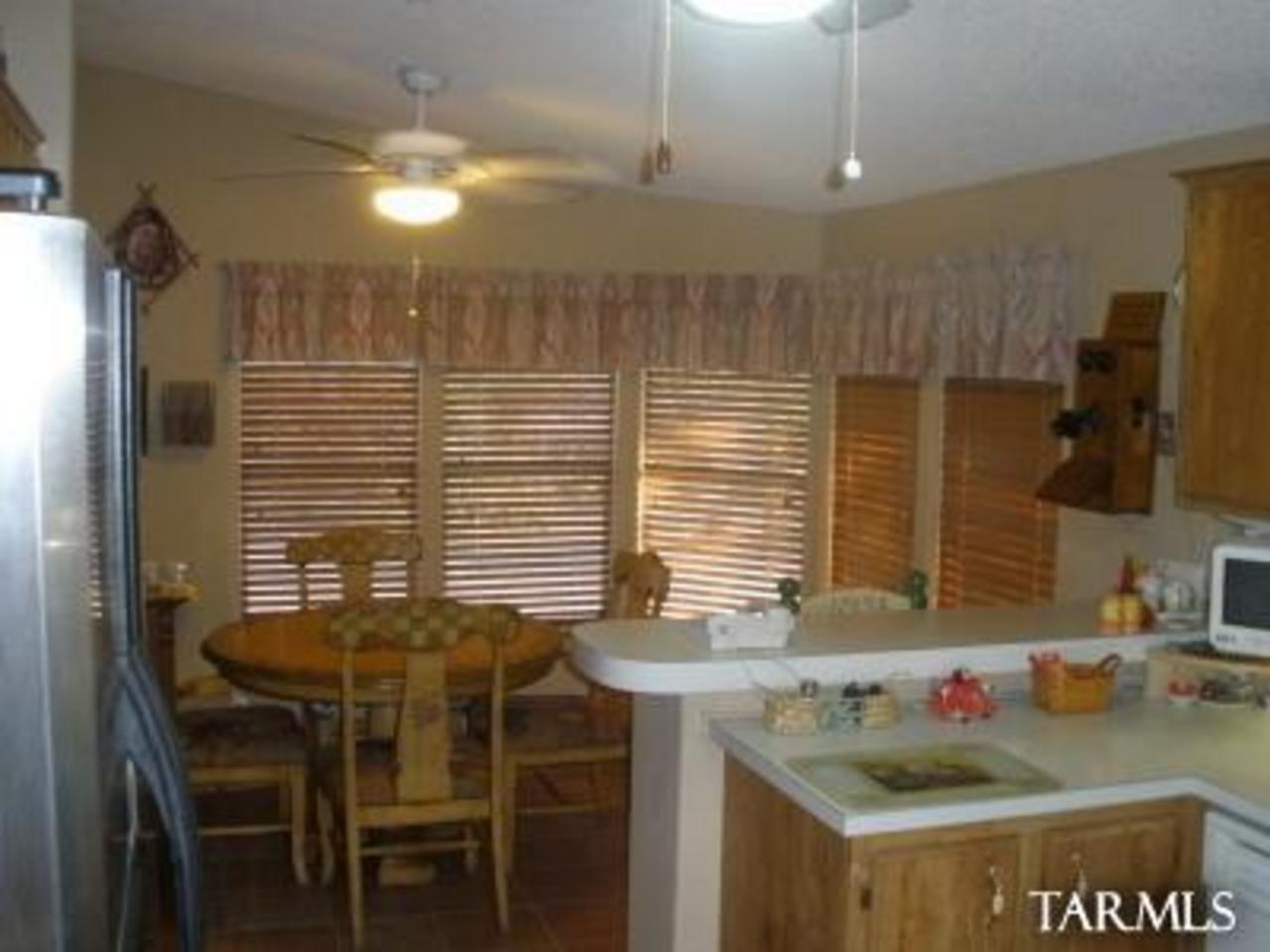6170 North Chaparral Road Tucson, AZ 85743 - Photo 13 of 22 Gallery Image 13