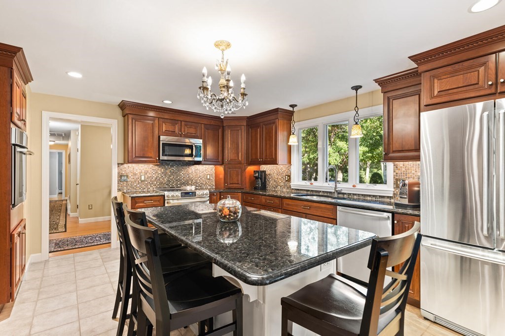 5 Candlewood Road Lynnfield, MA 01940 - Photo 12 of 39 Gallery Image 12