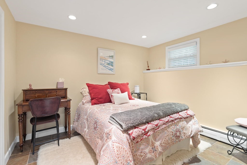 5 Candlewood Road Lynnfield, MA 01940 - Photo 20 of 39 Gallery Image 20