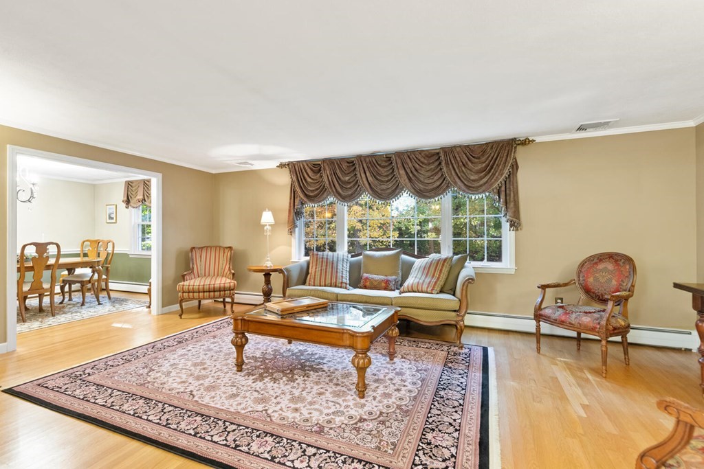 5 Candlewood Road Lynnfield, MA 01940 - Photo 7 of 39 Gallery Image 7