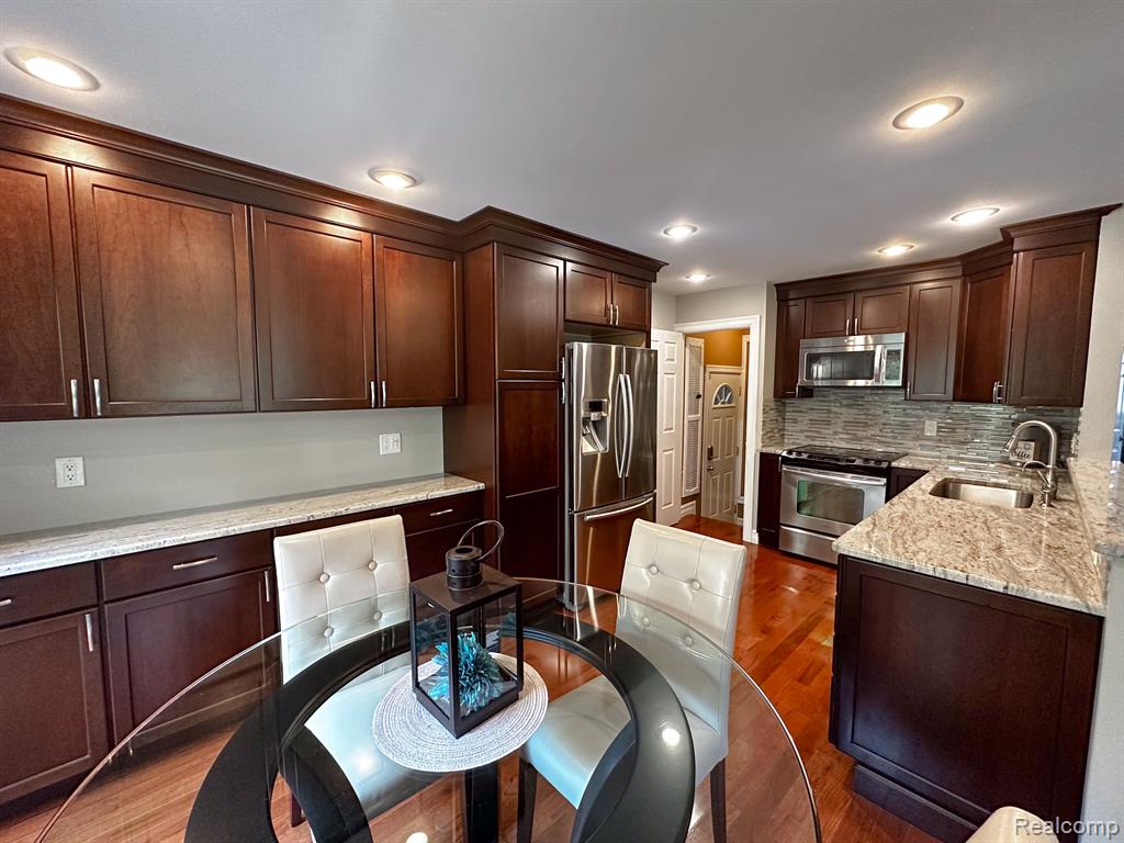 1931 Allenway Court Rochester Hills, MI 48309 - Photo 35 of 42