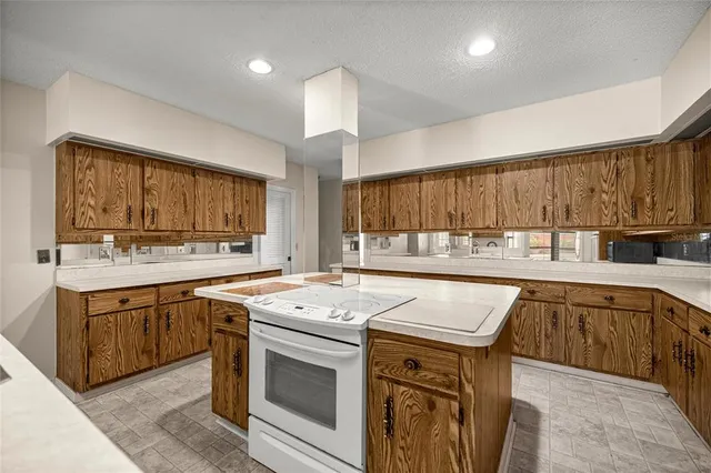 $450,000 | 230 Southeast 45th Terrace, Ocala, FL 34471