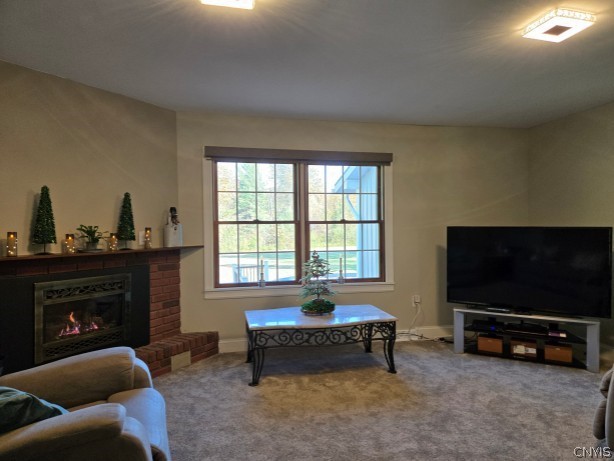 6584 Stage Road Marcy, NY 13502 - Photo 8 of 32 The family room is located off the kitchen dining