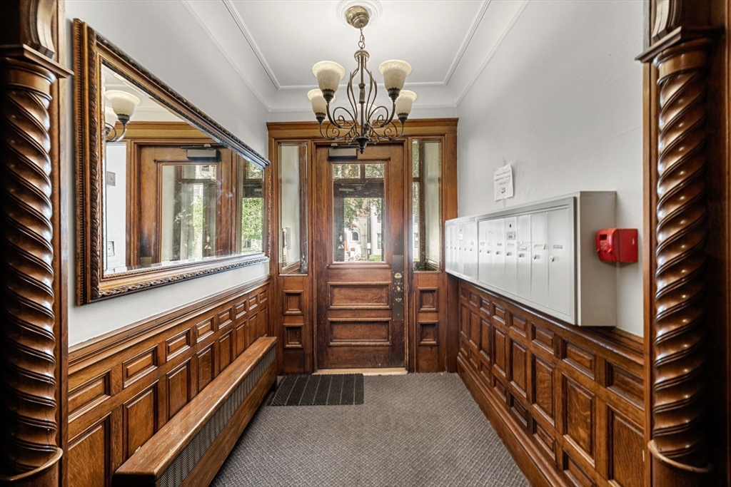 511 Beacon Street, Unit 11 Boston, MA 02215 - Photo 1 of 19 a view of an entryway