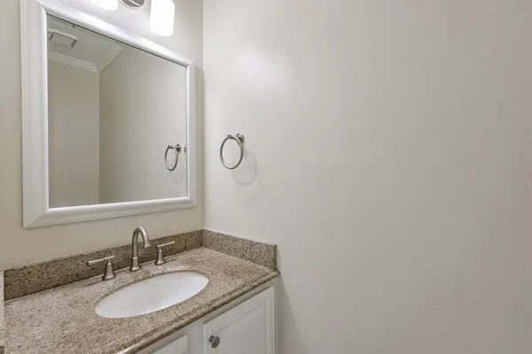 $2,300 | 4107 Valley Haven Drive, Kingwood, TX 77339