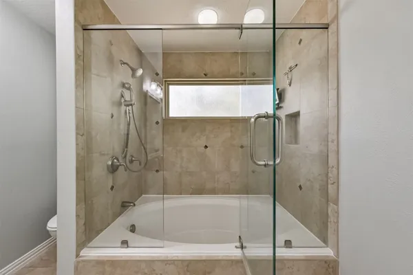 $2,300 | 4107 Valley Haven Drive, Kingwood, TX 77339