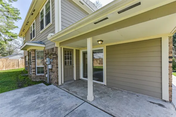 $2,300 | 4107 Valley Haven Drive, Kingwood, TX 77339