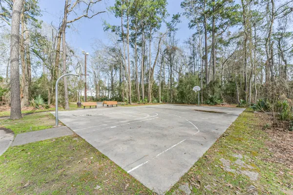 $2,300 | 4107 Valley Haven Drive, Kingwood, TX 77339