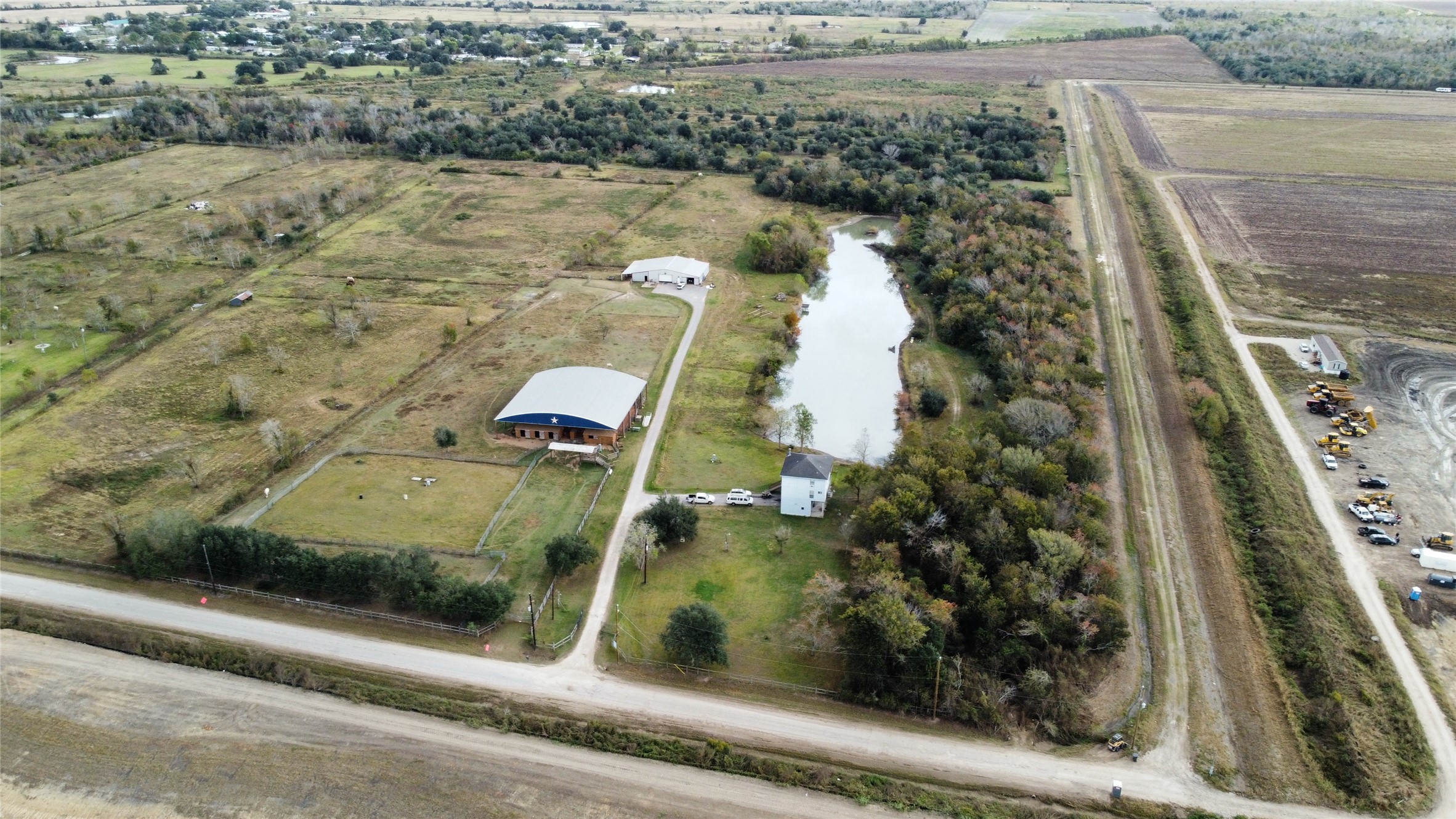 13803 Norris Road Rosharon, TX 77583 - Photo 6 of 29 view of lake