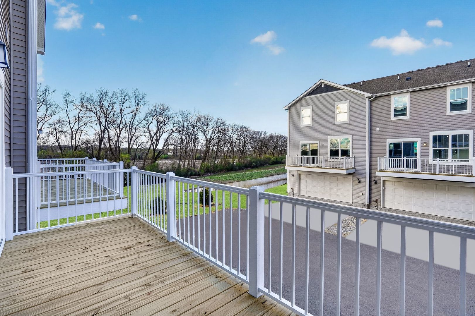 433 Red Oak Circle Volo, IL 60020 - Photo 3 of 25