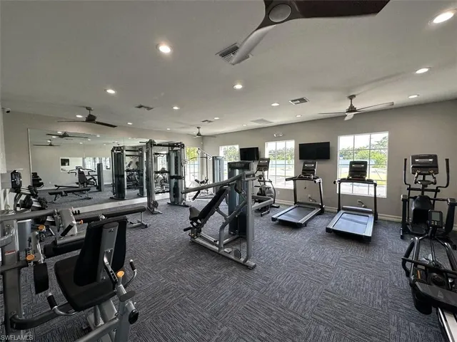 $4,900 | 415 Polihale Way, Naples, FL 34114